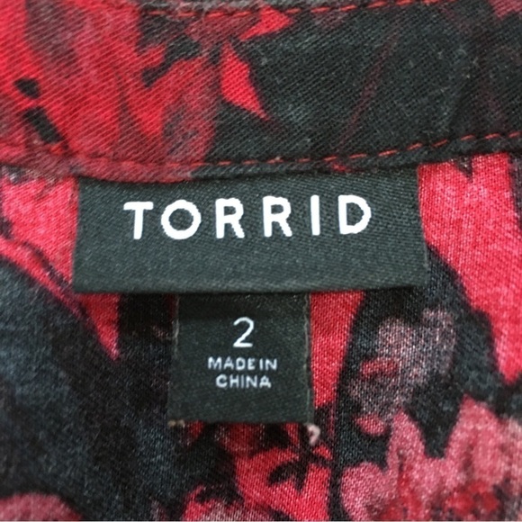 Torrid Babydoll Twill Smocked Button Front V-neck long sleeve Red Floral Tunic - Picture 11 of 16